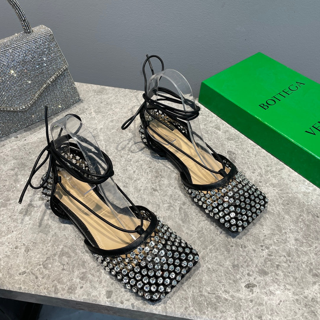 Bottega V Sparkle Lace-up Flats - Black