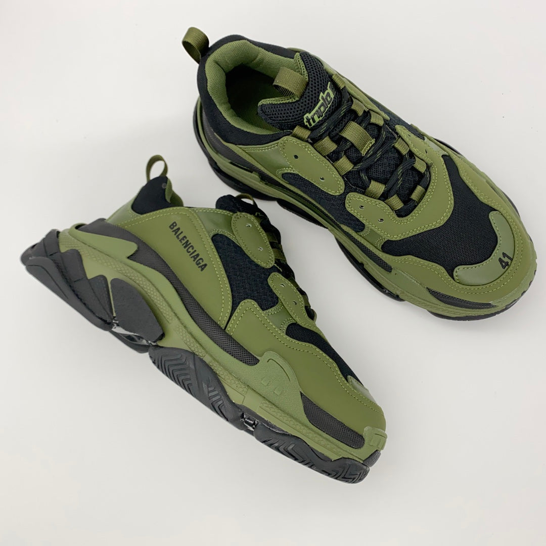Triple S - Olive Green