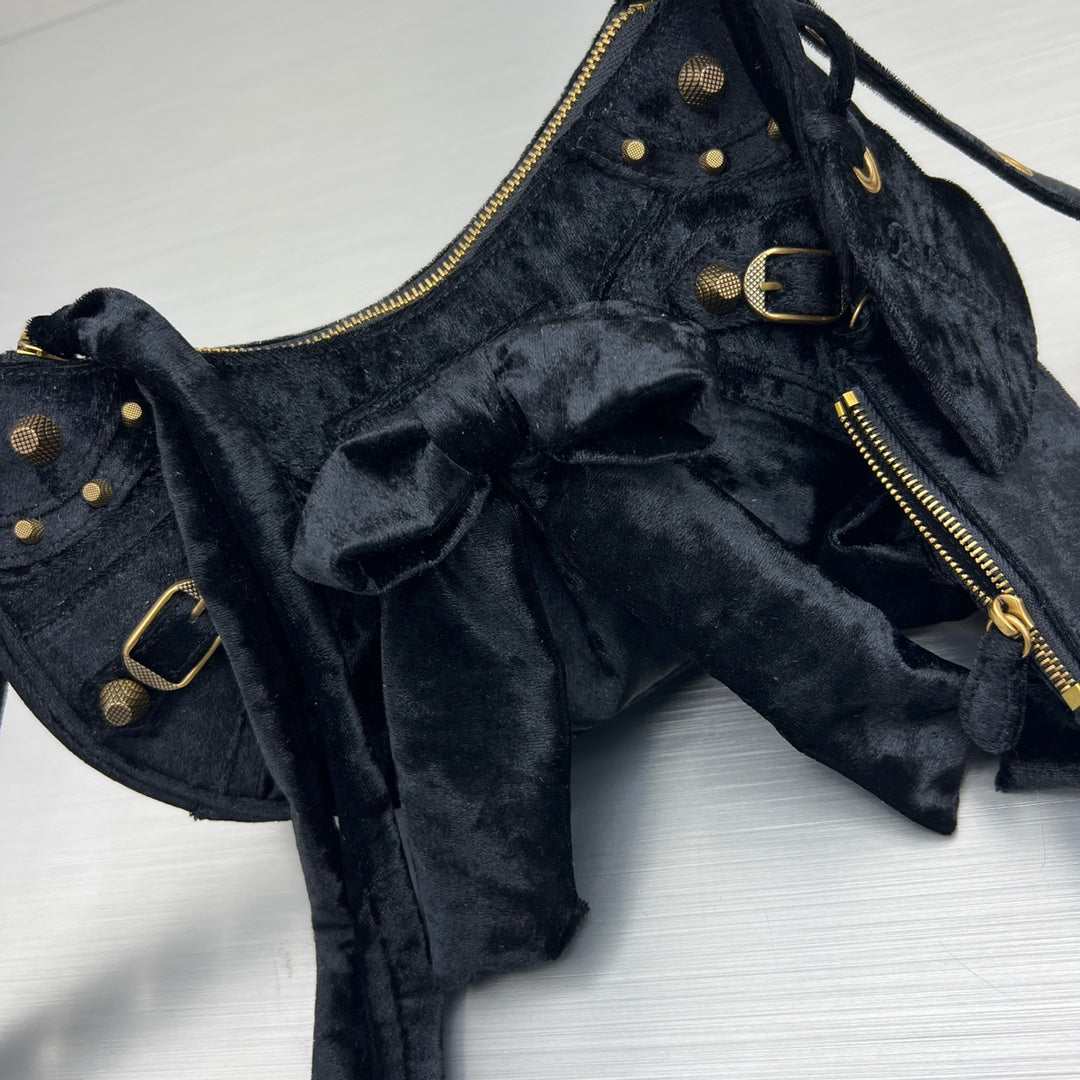 BB Velvet Bow Bag - Black