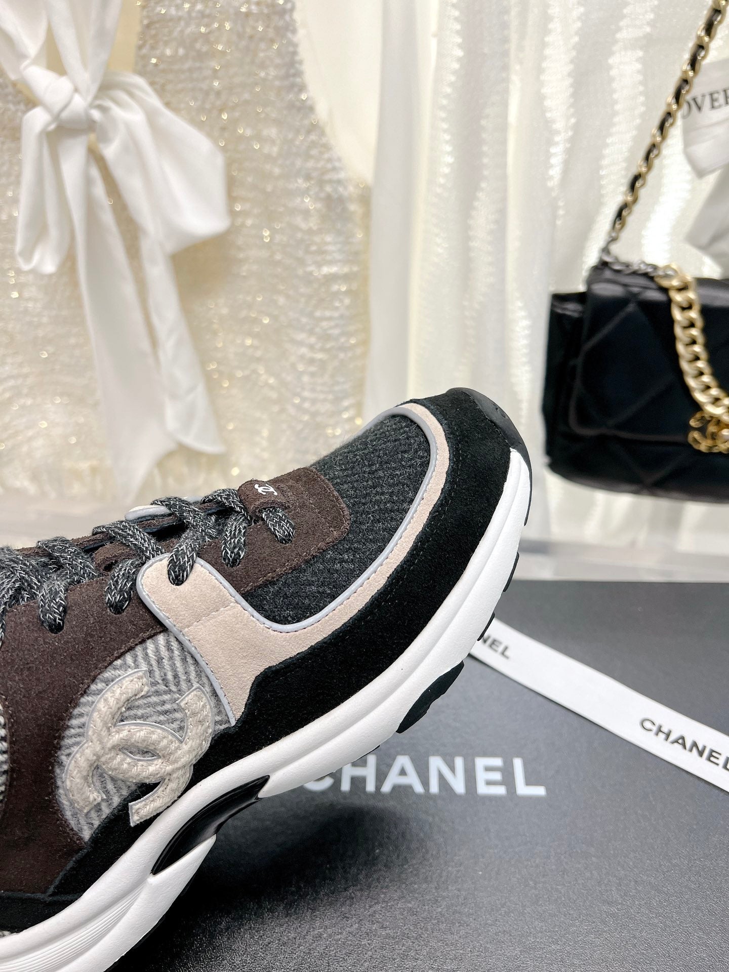 Tweed CC Sneakers - Nuetrals