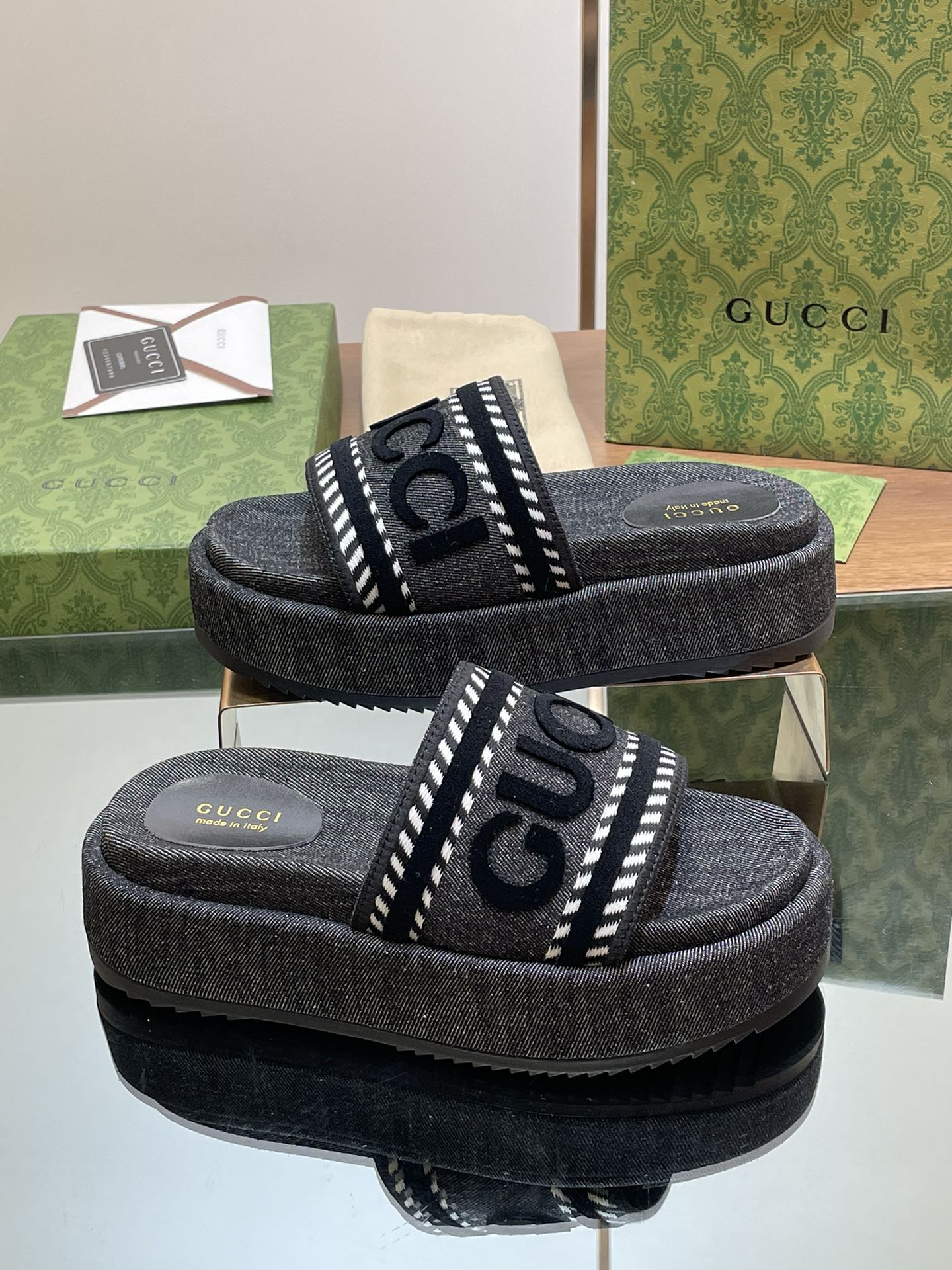 GG Platforms - Black