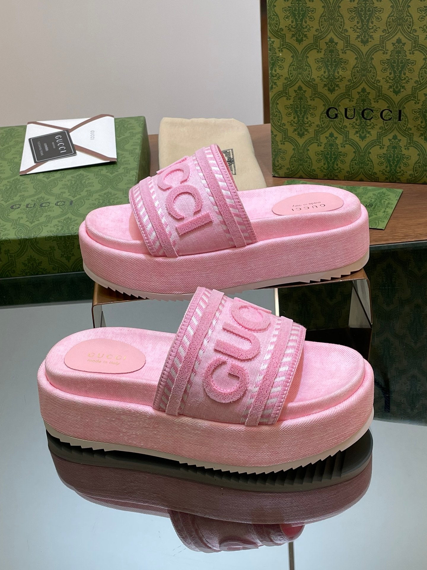 GG Platforms- Pink