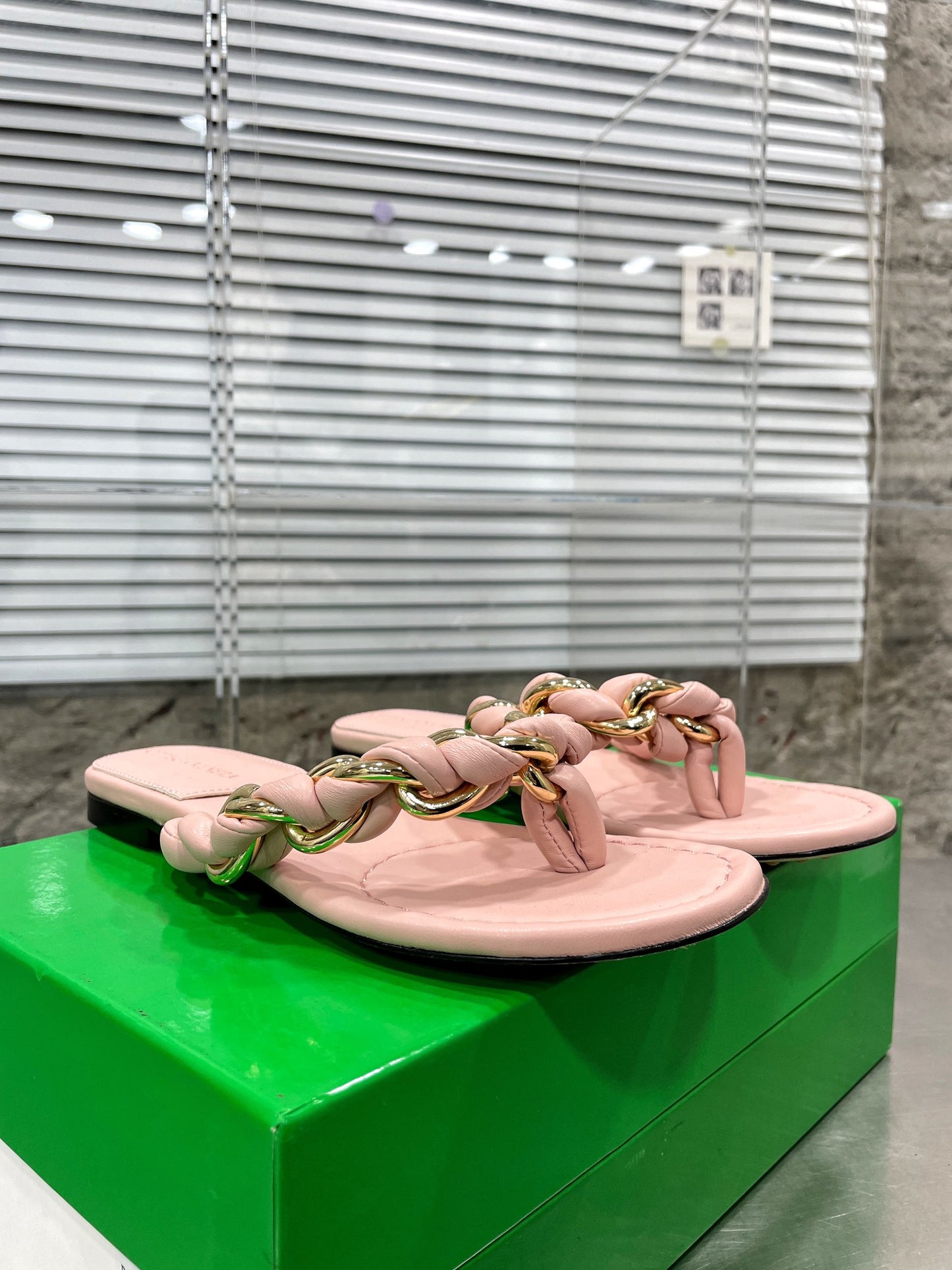 BV Flip Flops - Pink