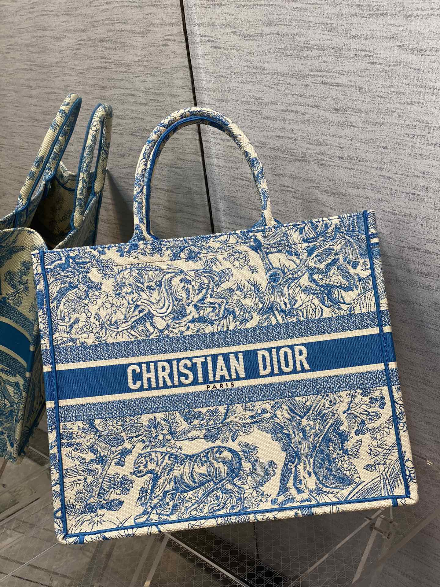 Large CD Tote