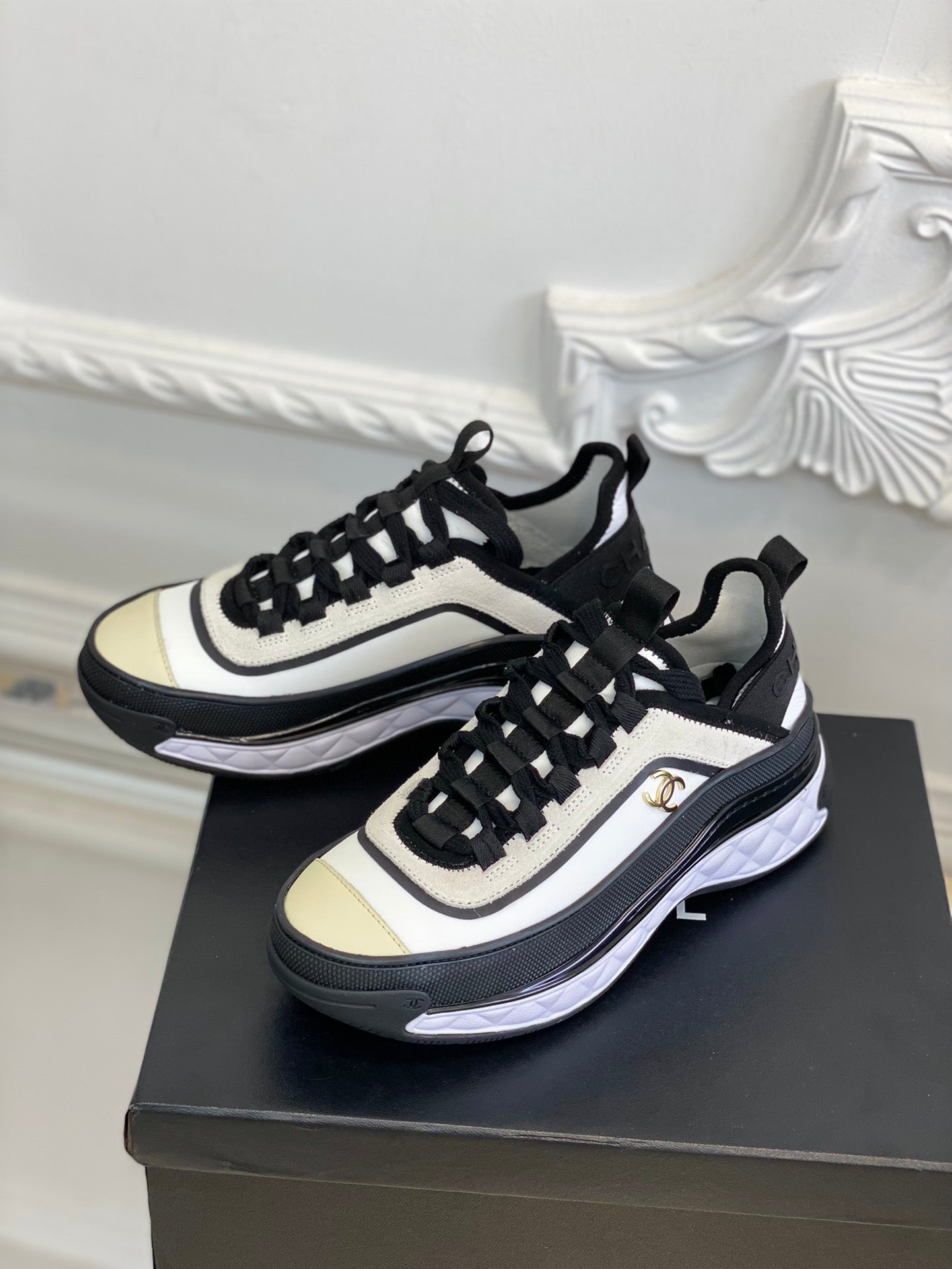 Velvet CC Sneaker - Cream