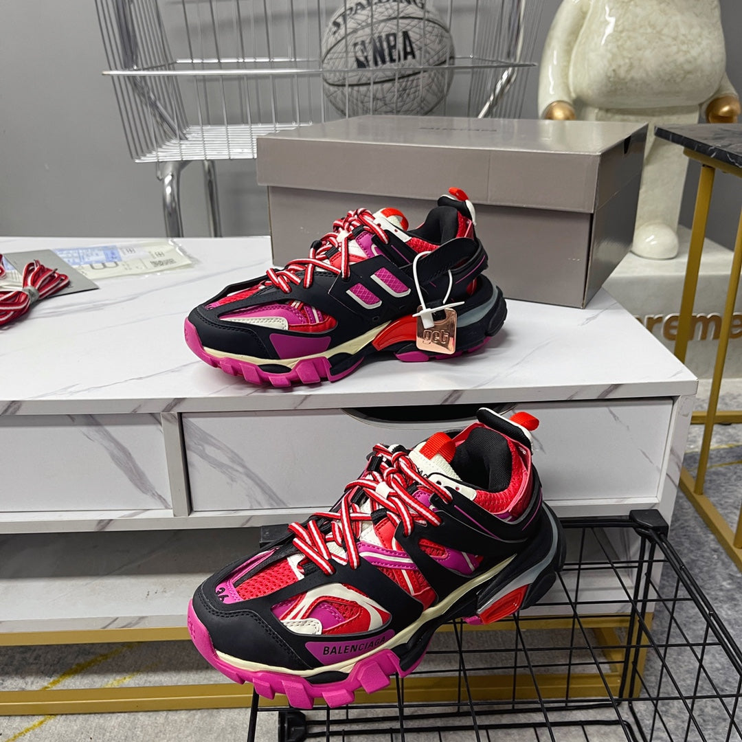 Red x Pink Tracks