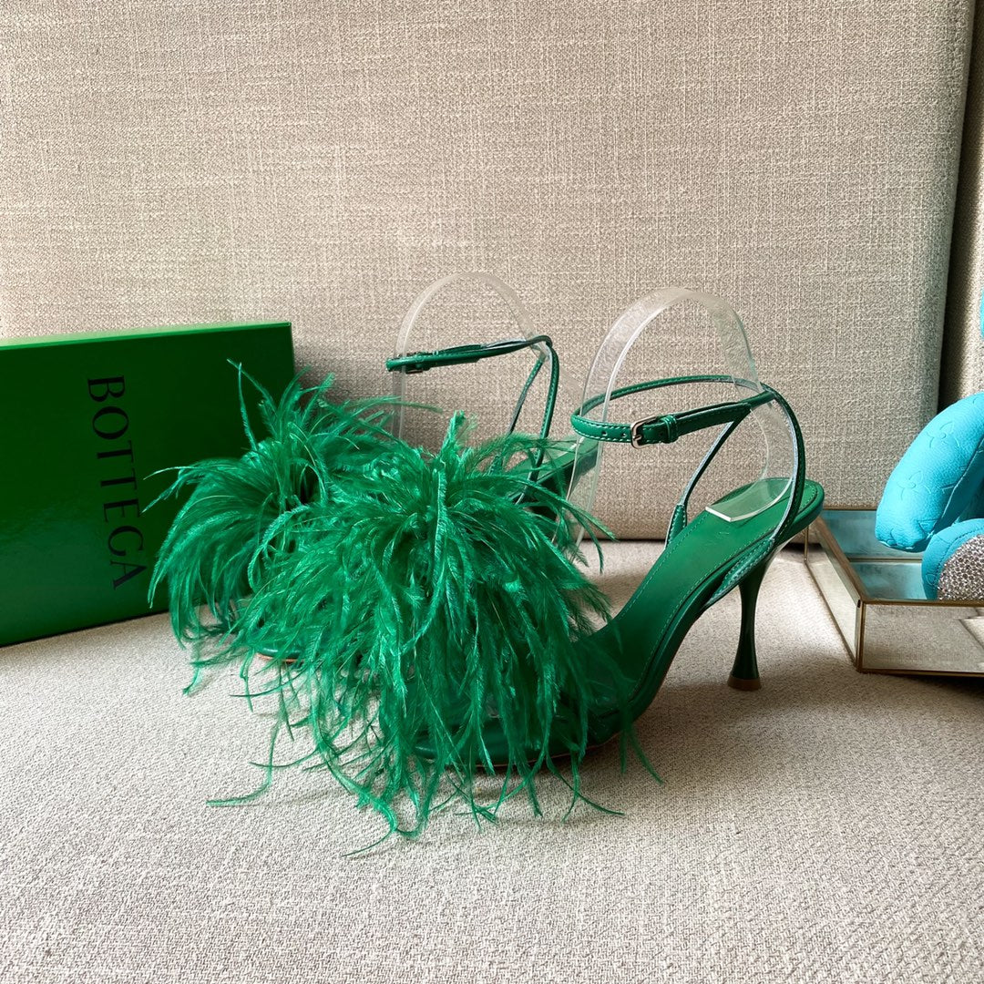 Feather Dot - Green