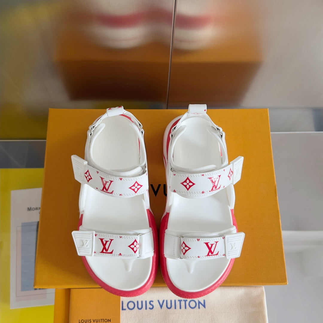 Louis V Arch Sandals - Red