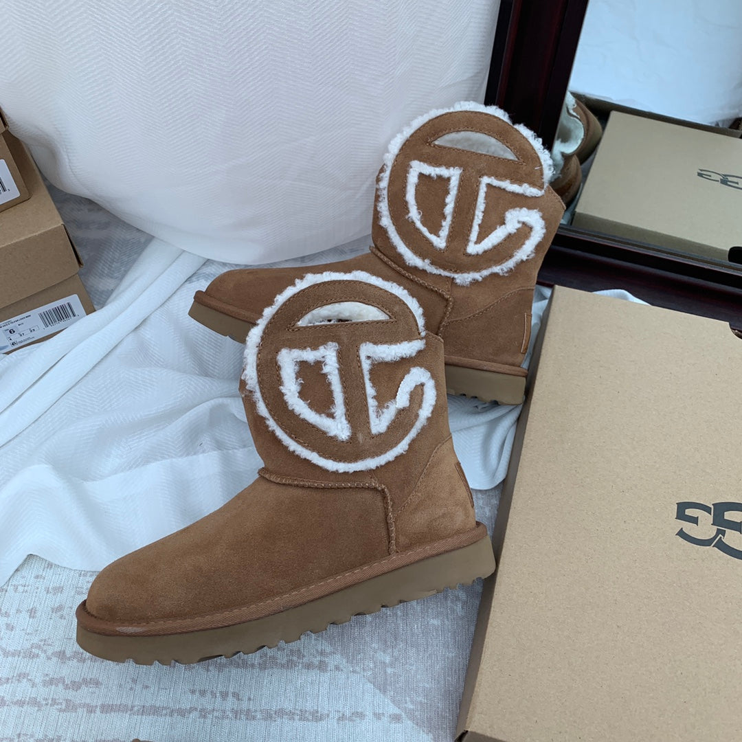 UGGxTELFAR Boots