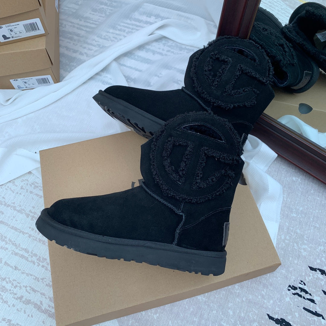 UGGxTELFAR Boots