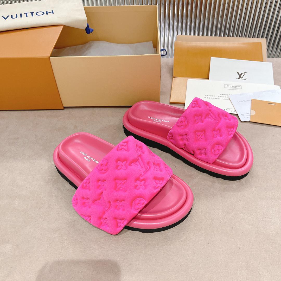 LV puff slides